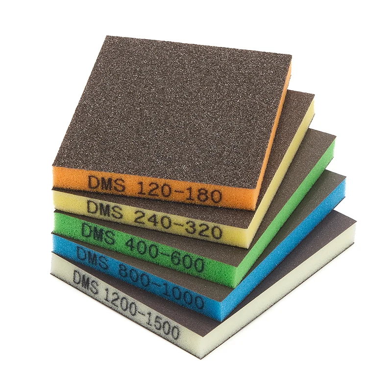 Värikäs kaksipuolinen hiontasieni